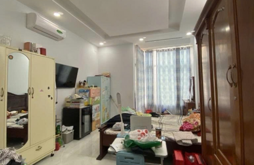 NHÀ MỚI Ở NGAY 5 TẮNG 4PN XE HƠI TRÁNH TRUNG TÂM SÀI GÒN